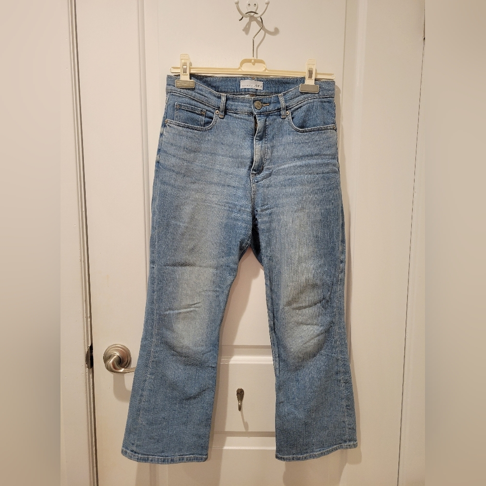 LOFT High Waist Kick Crop Jeans in Light Wash - Size 28/6 - Picture 3 of 9